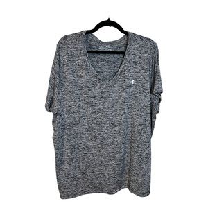 A grey / black mix Under Armour T-shirt in size 2X